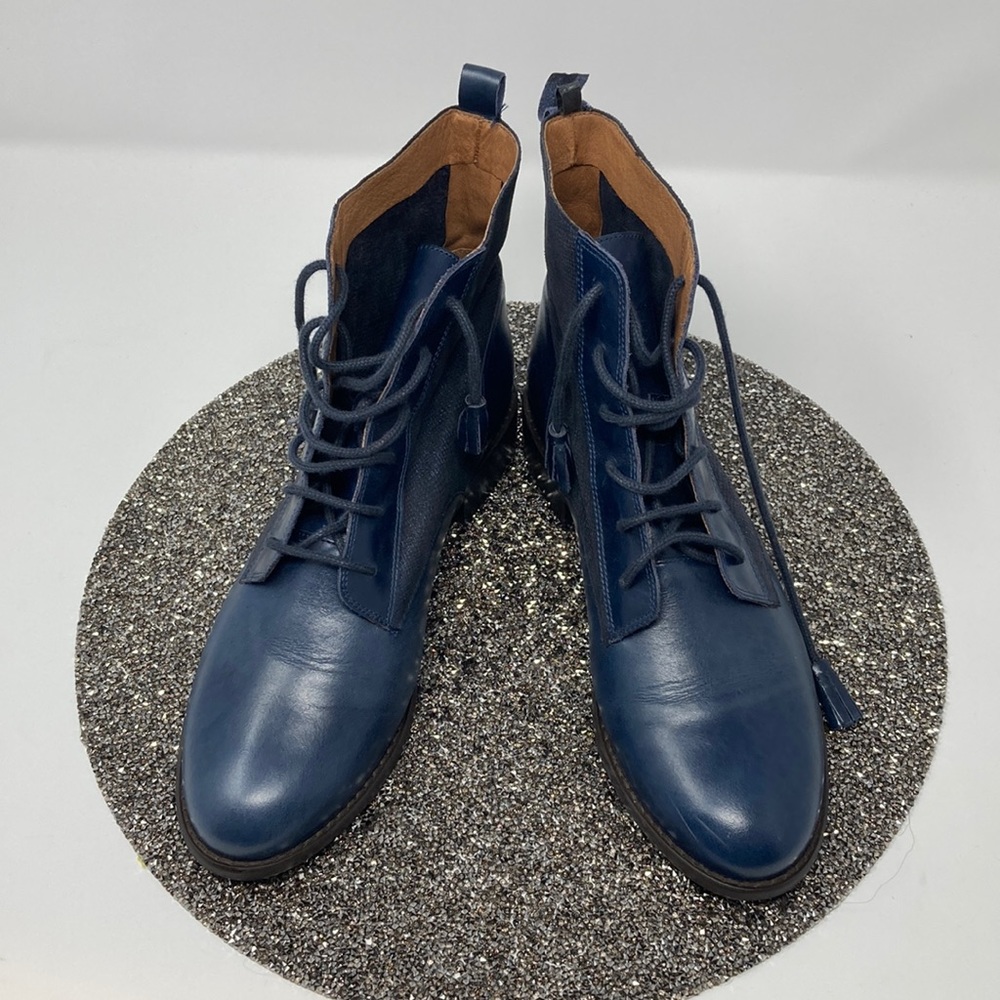 Mellow Yellow All Leather Navy Blue Boots size 40